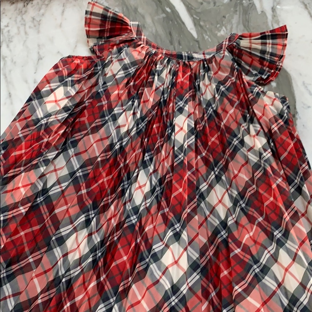 Girls Ruffle Dress - Picture 2 of 4